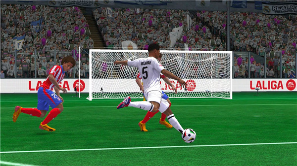 EA SPORTS FC Mobile Soccer screenshot