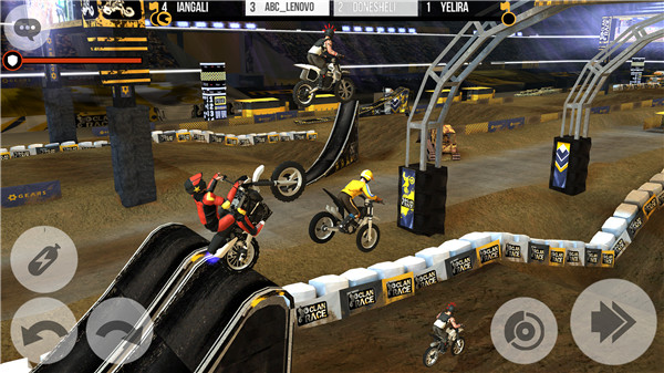 Clan Race: PVP Motocross races screenshot